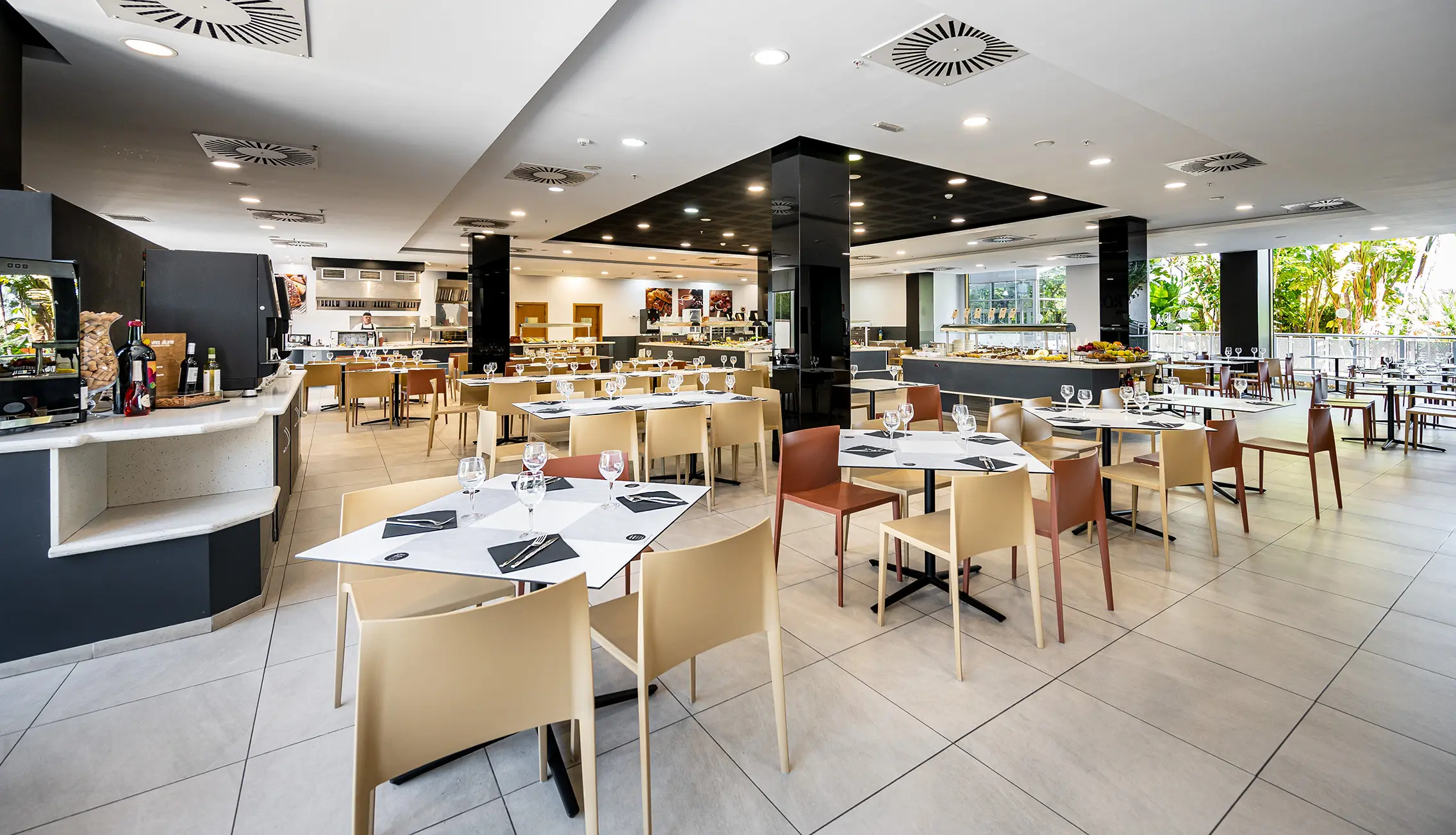 Albatros Mediterranean restaurant at Albir Playa Hotel