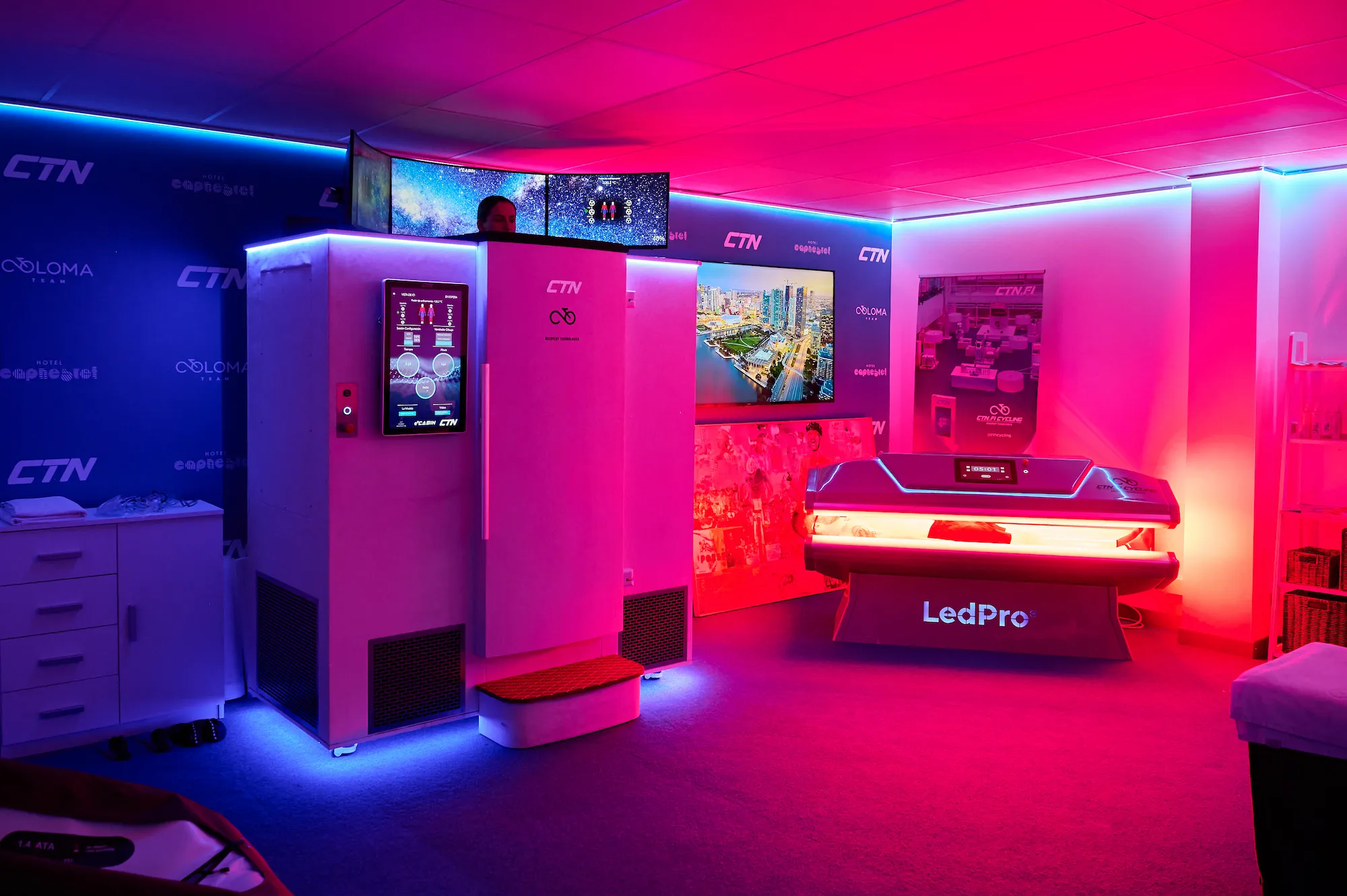 Recovery Studio at Hotel Cap Negret with cryotherapy and hyperbaric oxygen for cyclists