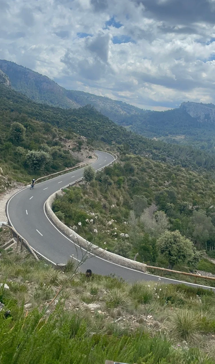 Coll den Claret climb, Mallorca — quiet mountain pass on the Andratx to Pollença traverse