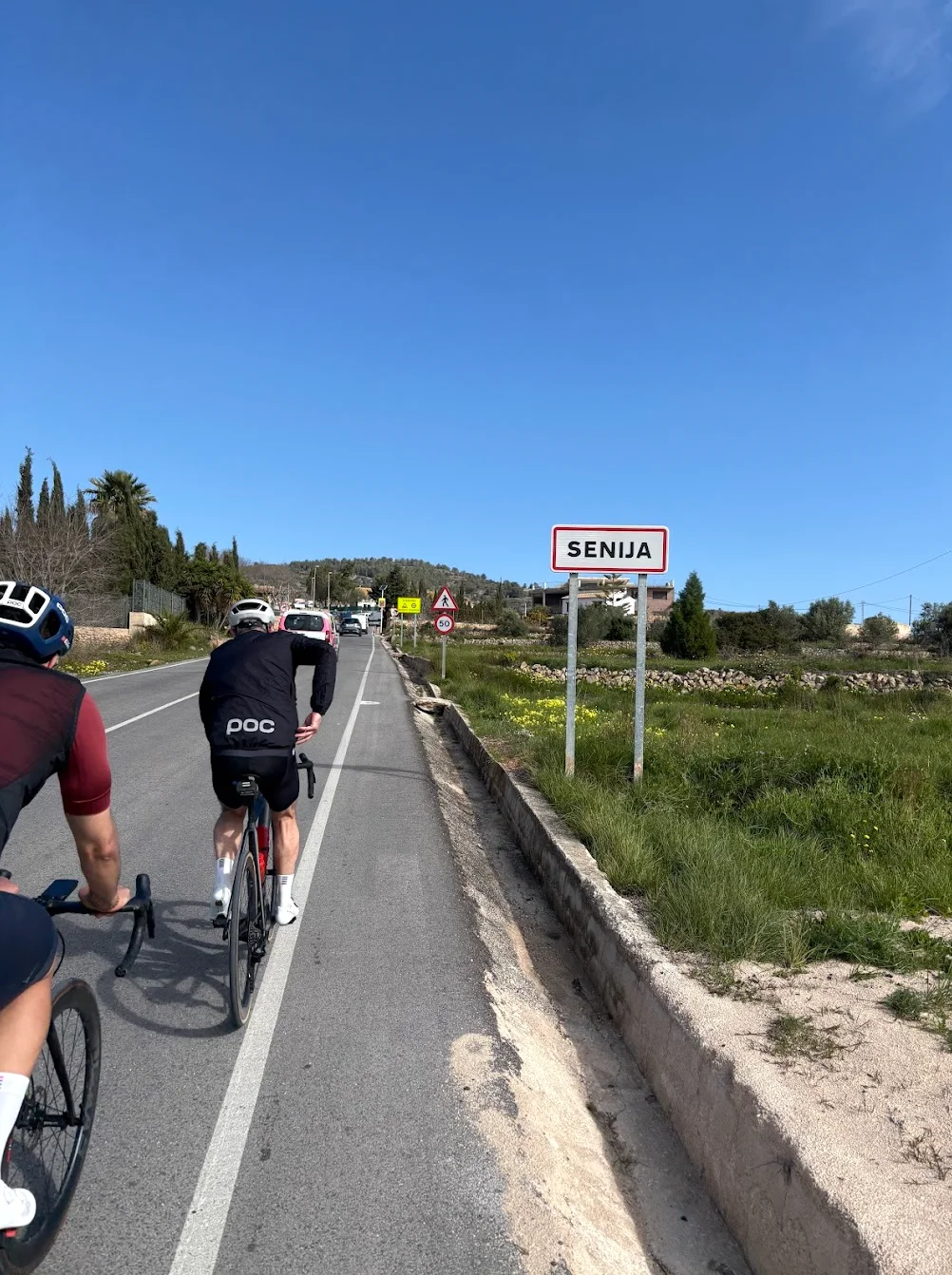 Cycling through the Xaló valley — vineyard roads with exceptional tarmac near Calpe