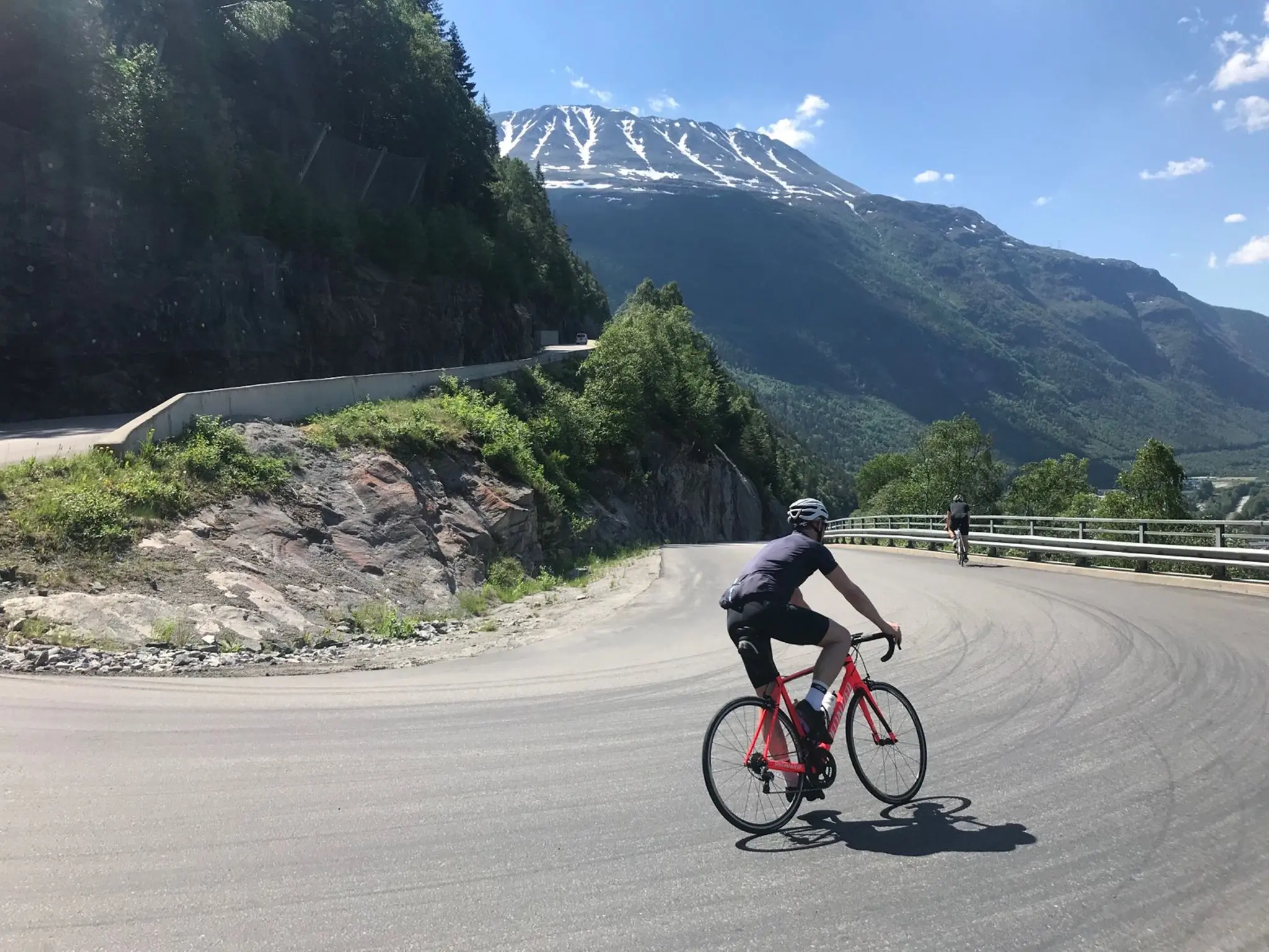 Cycling the Gaustatoppen finale, Telemark — false flats and exposed plains define the upper third of the loop