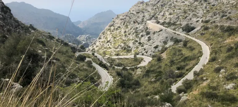 Sa Calobra serpentine bends from above, the iconic Mallorca cycling queen stage climb from Port de Pollença.