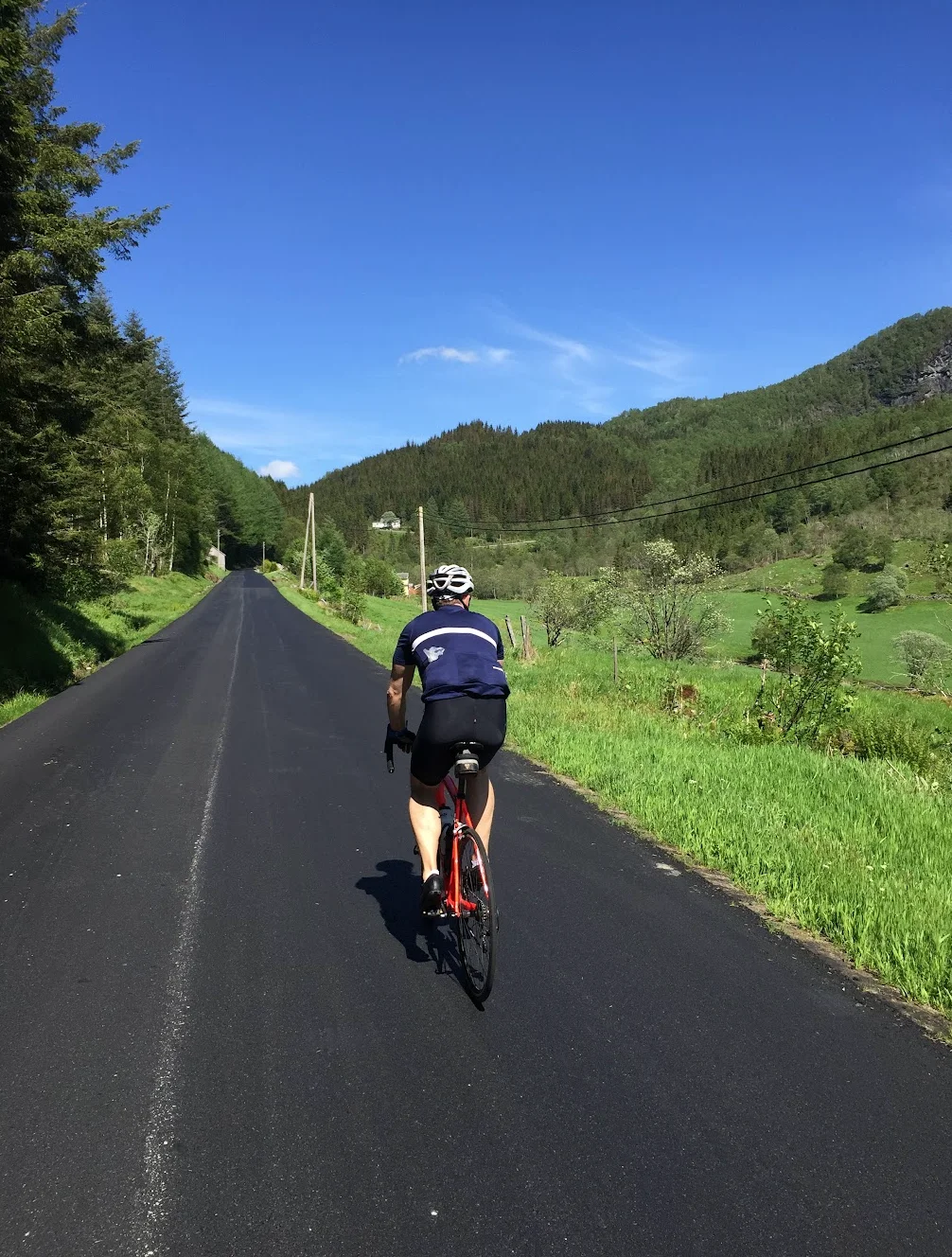 Western Fjords Cycling — Dale & Hyllestad Loop