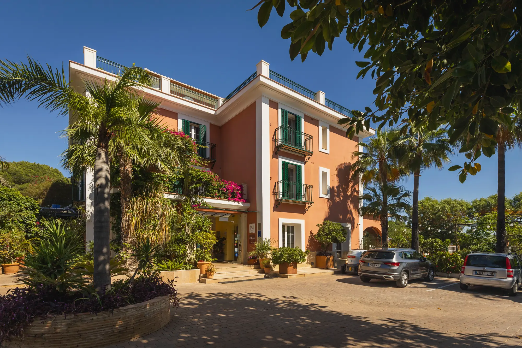 Inngangspartiet til Hotel Les Rotes ved Les Rotes-veien utenfor Dénia, Costa Blanca